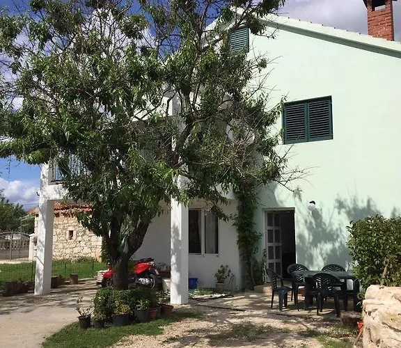 Coleum Daire Poljica (Zadar)